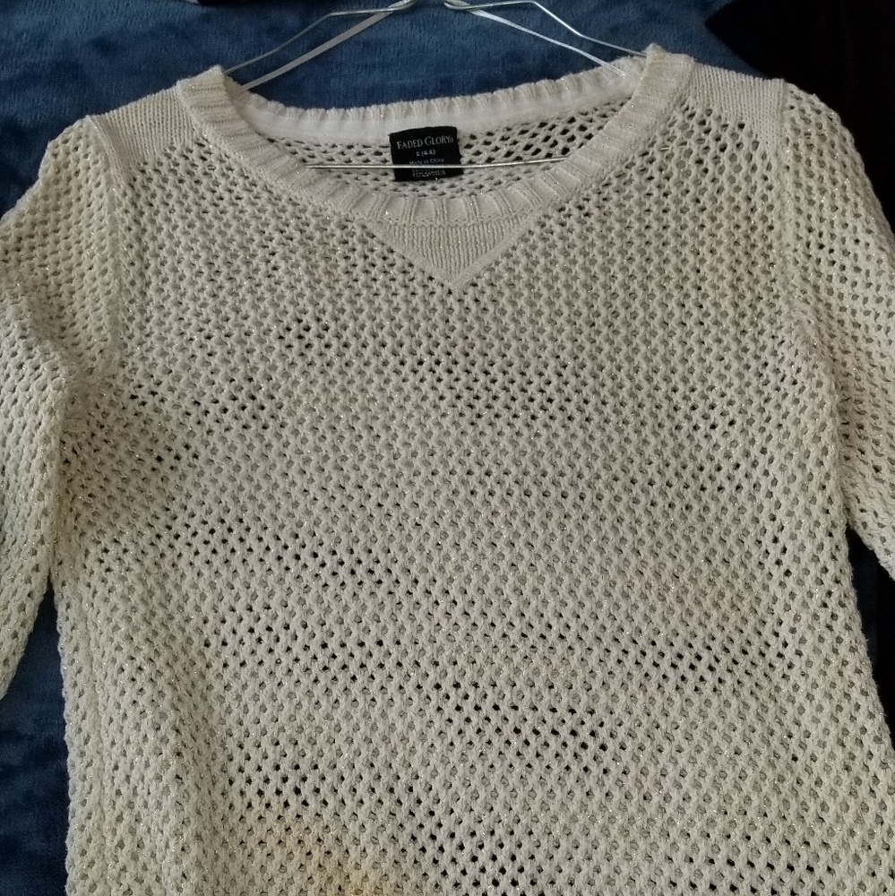 Sweater with sparkly thread